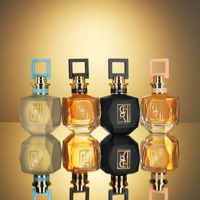 Todos los perfumes juntos Zarci, Iris, Onyx y Onyx elixir